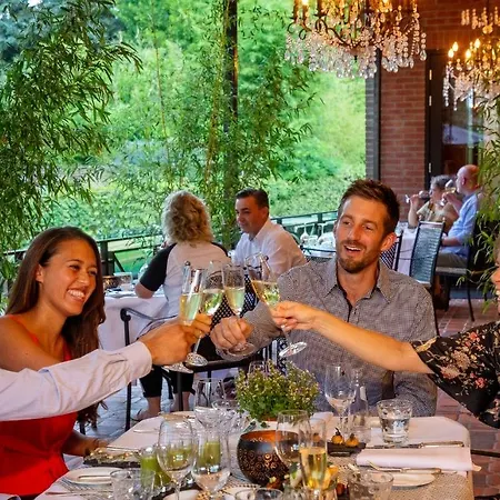 Aubergine Logeren & Dineren Hotel