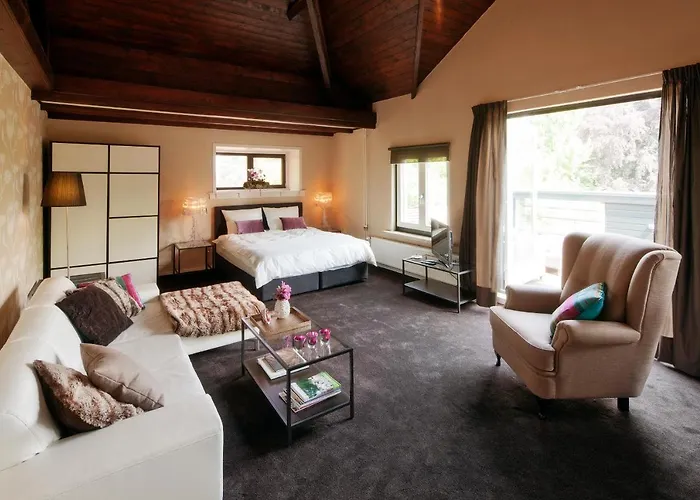 Hotel Aubergine Logeren & Dineren Tegelen