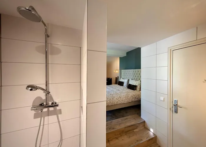 Hotel Aubergine Logeren & Dineren *